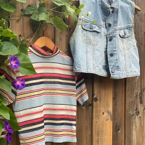 Urban Outfitters Striped Sheer Mesh Funnel Neck Top Size M - Picture 11 of 11